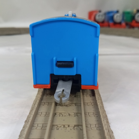 Gordon Motorized Train Thomas and Friends Trackmaster 2013 Gullane - Picture 3 of 7